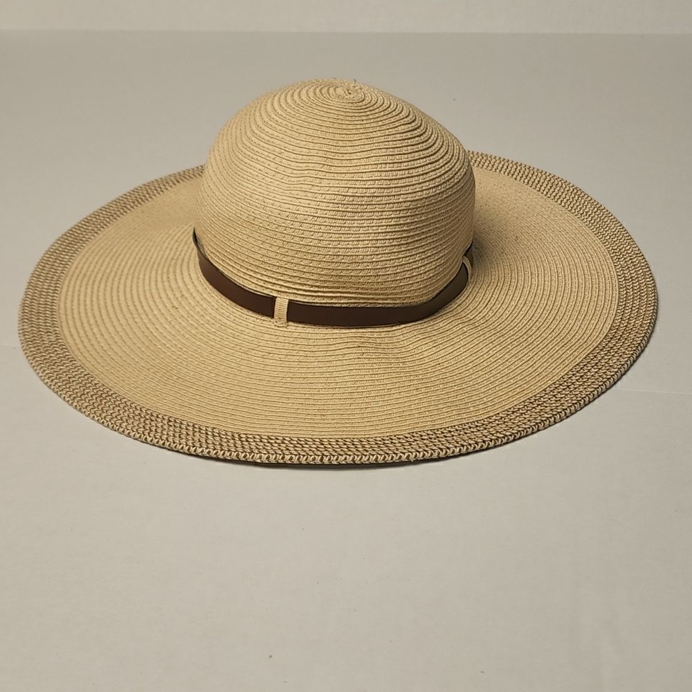Wide Bill Paper/Polyester Blend Hat with Belt Accent,  1" Contrasting Color Brim - Picture 2 of 9